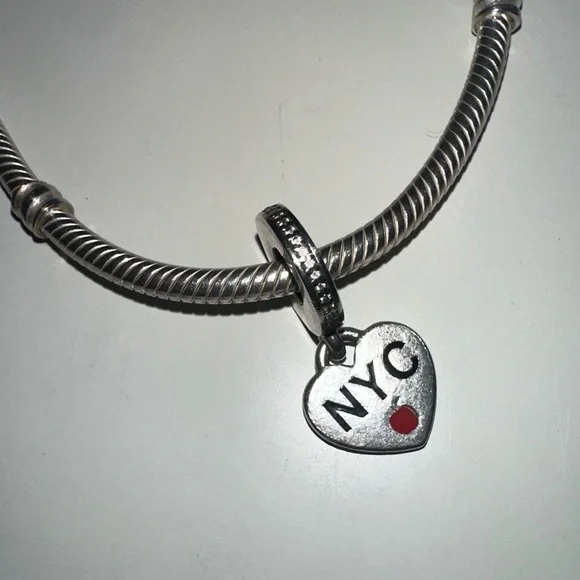 Pandora NYC New York City 2018 Holiday ALE 925 Retired #797198ENMX