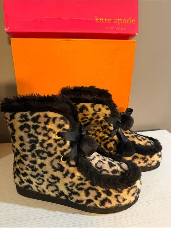 Kate Spade leopard print faux fur slippers size 8