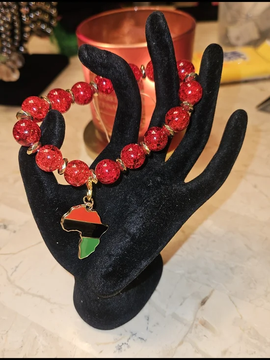 Red Beaded Africa Charm Bracelet - Unbranded