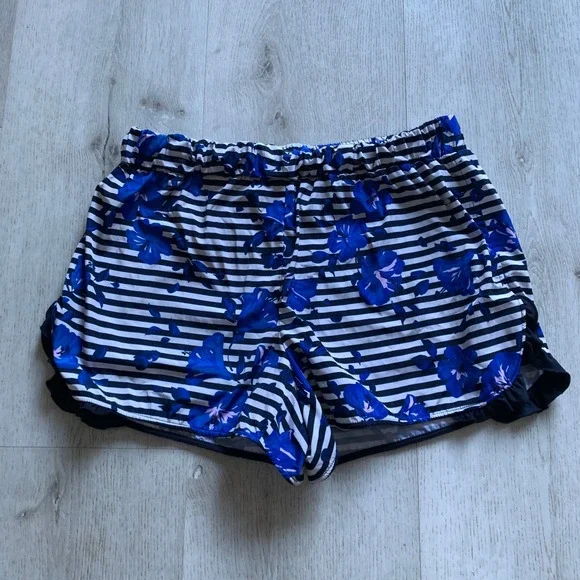 Kate Spade‎ Hibiscus Striped athletic Shorts