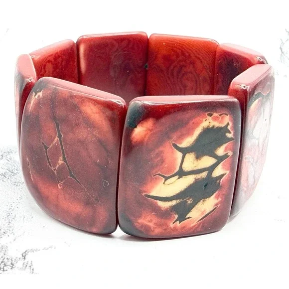Gothic Bat Panel Stretch Bracelet Red Black Lucite Halloween‎ Spooky