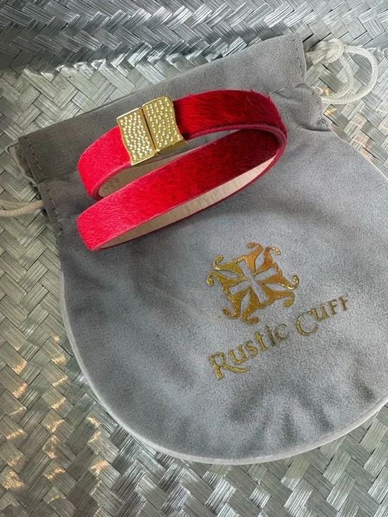 EUC Rustic Cuff Red Hair On Hide Leather Wrap Bracelet Gold Magnetic Clasp Luxe