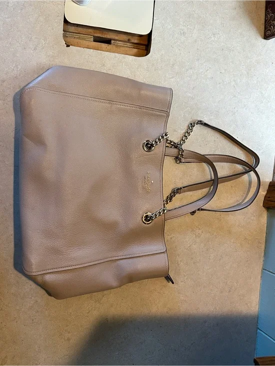 kate spade pebble leather chain-strap tote in taupe