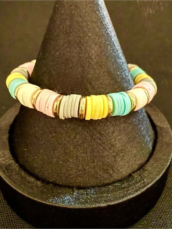Pastel Heishi Disc Bead Stretch Bracelet Gold Tone Spacers Boho Beach Stack