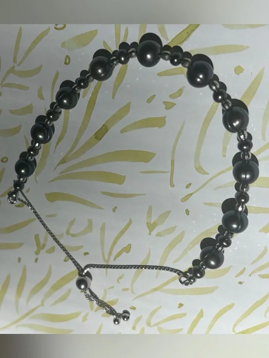 Elegant Black Beaded Bracelet - Brand