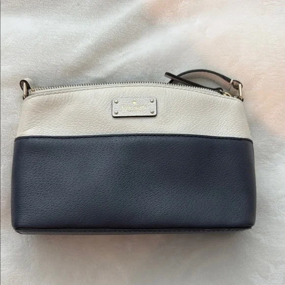 Kate Spade crossbody leather purse Navy and Cream small with exterior pocket