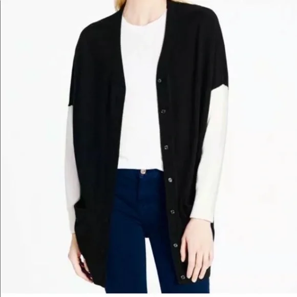 Kate Spade Black and Ivory Oversized Cardigan. Size M