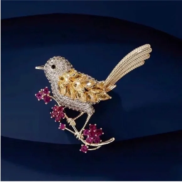Women’s Yellow Cubic Zircon Hummingbird Bird Flower Brooch Suit Scarf Corsages