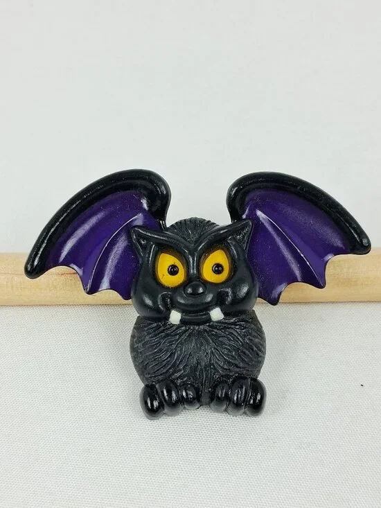 Vintage 1983 Hallmark Bat Pin Brooch With Purple Wings & Yellow Eyes