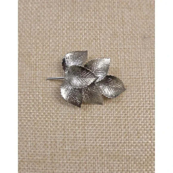 Elegant‎ Vintage Leaves Brooch Signed Sterling AG