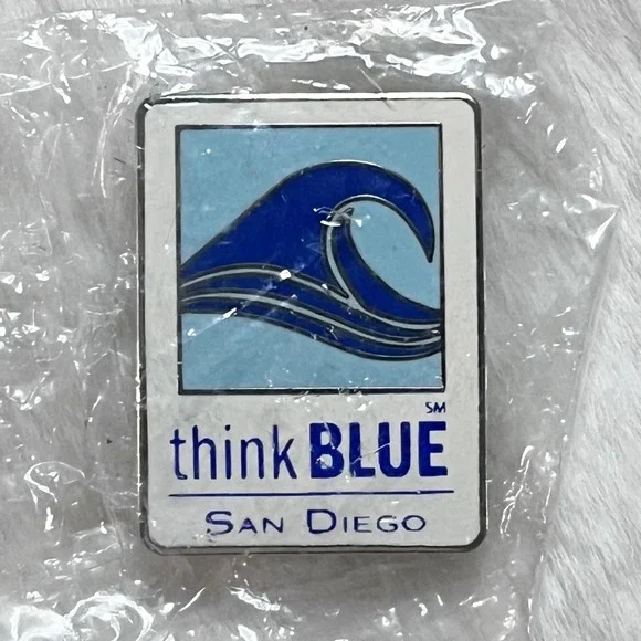 🔮 5/$25 Vintage Think‎ Blue San Diego Pin