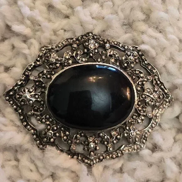 Ornate Silver Black Oval Stone Brooch Pin