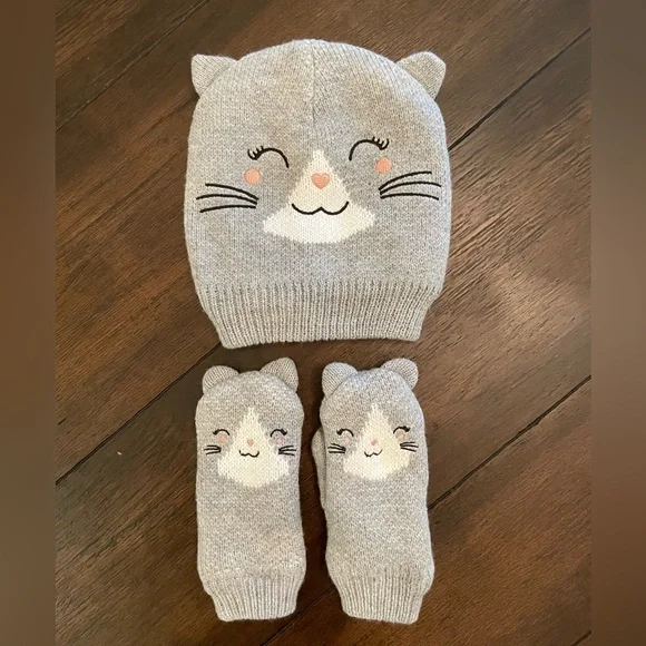Cozy Kitten Hat & Mittens Set, Fleece Lined, Like New, Toddler Sized