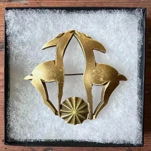 Art Deco Kissing Deer Pin, Vintage, Gold