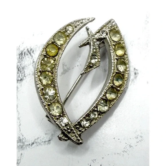 Vintage Silver Tone Leaf‎ Brooch Yellow Rhinestones Mid Century Pin