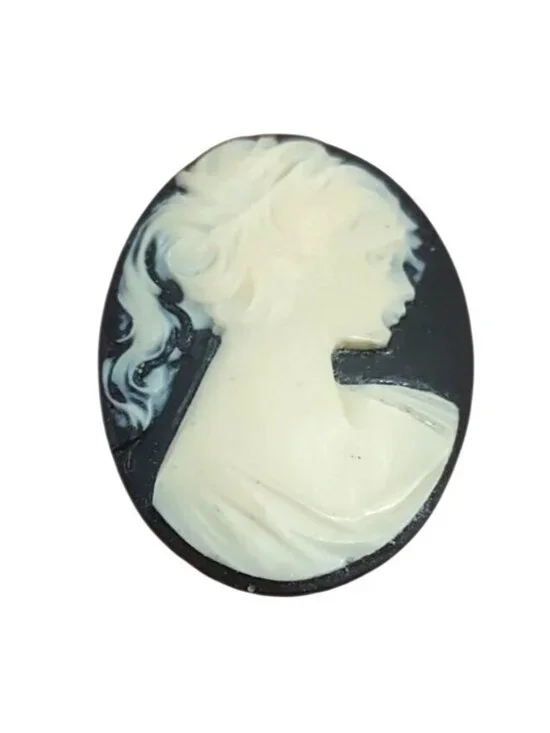 Cameo Brooch Pin Roman Lady Resin Black Cream Traditional Victorian Vintage