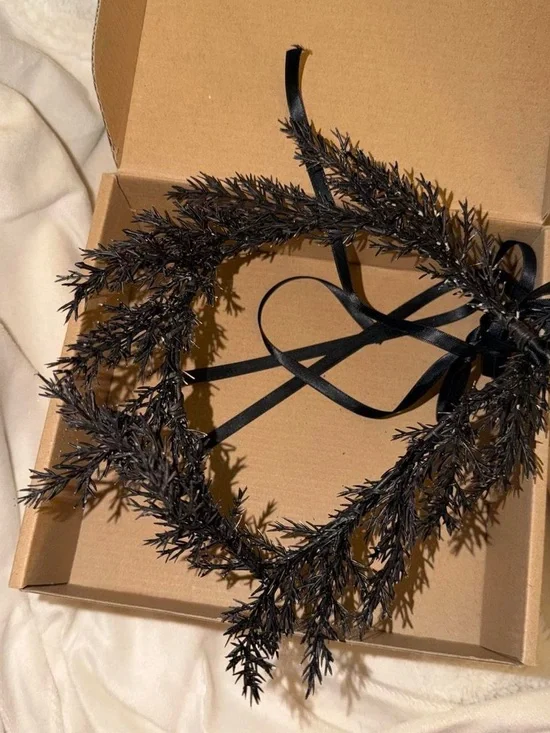 Black Wreath Headband