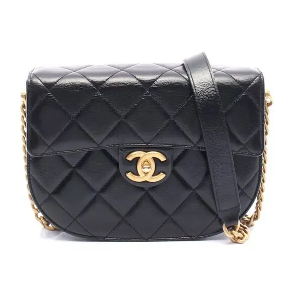 Chanel Matelasse Leather Shoulder Bag