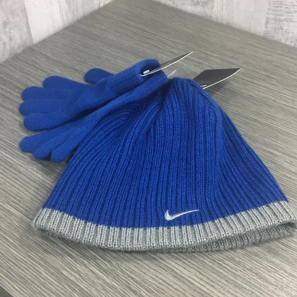 Nike Boy's Boy`s Knit Beanie & Gloves Set gym blue
