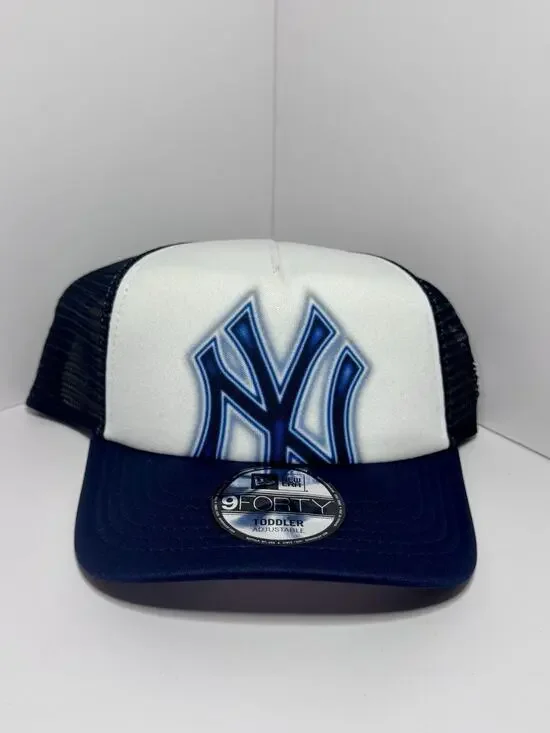 New Era 9FORTY MLB New York Yankees Toddler Strapback Trucker Baseball Hat Cap
