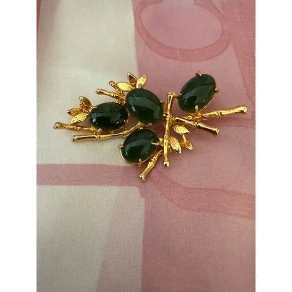 Vintage Winard 12K Gold Filled Nephrite Jade Cabochon Bamboo Branch Brooch Pin