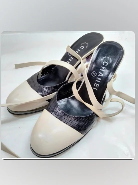 CHANEL Two-Tone Cream and Black Perforated Slingback Mules