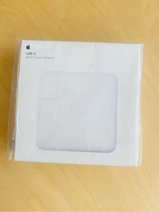 Apple 96W USB-C Power Adapter in White