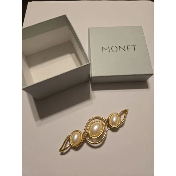 Vintage Signed MONET Brooch Gold Tone Modernist Lg. Swirl Brooch W/Faux Pearls