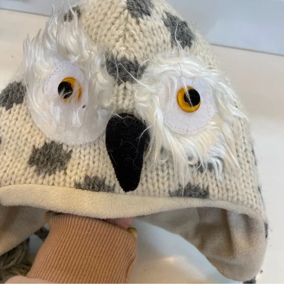 DeLux Kids Unique Owl with eyes and nose novelty Toboggan Wool Handmade in Nepal
