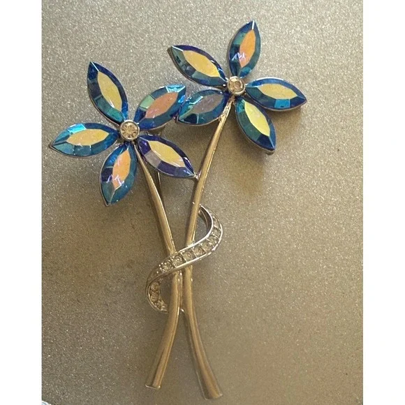 Vintage Avon Blue 2 Aurora Borealis 5 petal Flower stem Brooch‎ large Pin