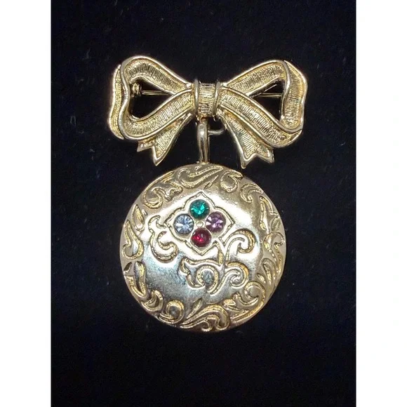 Vintage Avon‎ Gold Tone DEAR Bow Medallion Brooch Multi Color Rhinestone Pin