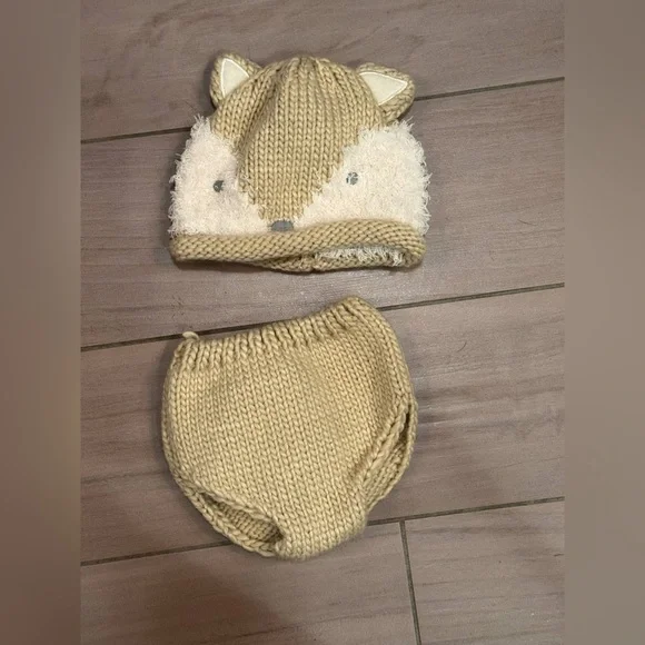 Newborn photo shoot outfit Adorable Tan Fox Knit Hat and Diaper Cover Set