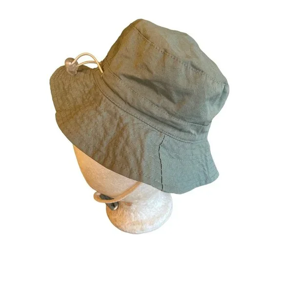 Hatiis Green baby Bucket hat Adjustable Strap Size‎ 6-12 mo.