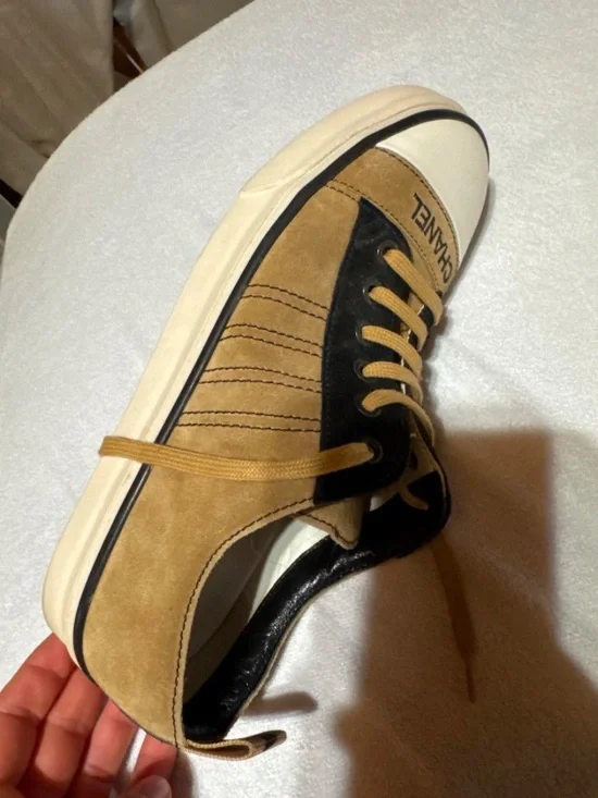 CHANEL Two-Tone Tan and Black Suede Low-Top Sneakers