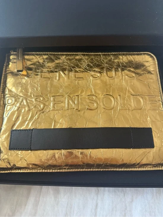 CHANEL Metallic Gold and Black Quilted Leather Pouch