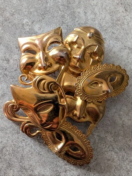 Gold Tone Theatrical Mask Cluster Brooch