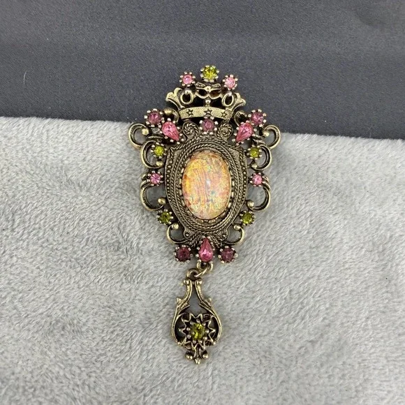 Vintage Sarah Coventry Brooch Contessa Crown‎ Gold tone Pink Rhinestone