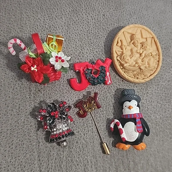 Christmas Brooches Pins