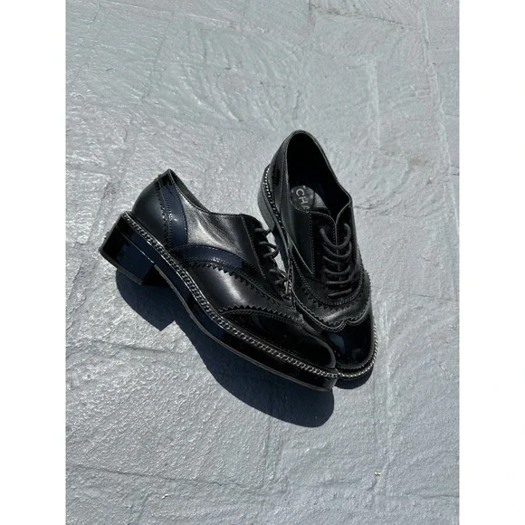 Chanel Black Leather Patent Chain Trim Wingtip Oxford Shoes womens 38.5