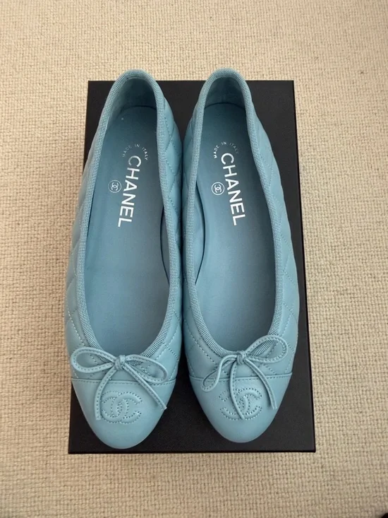 CHANEL Blue Quilted Leather Ballet Flats with Bow