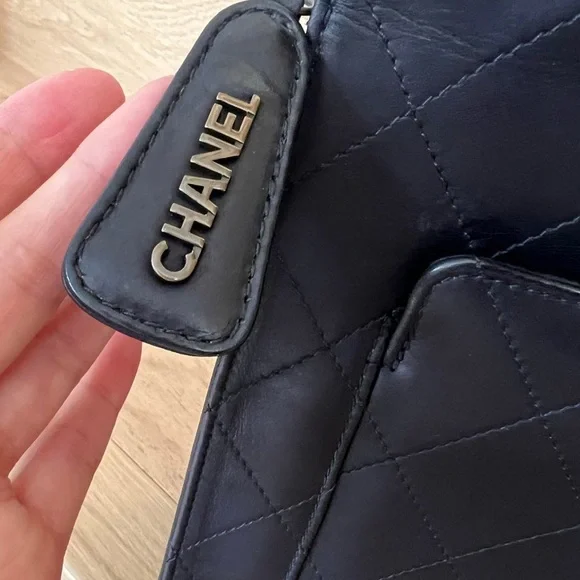 Authentic CHANEL VINTAGE Matrasse Shoulder Bag