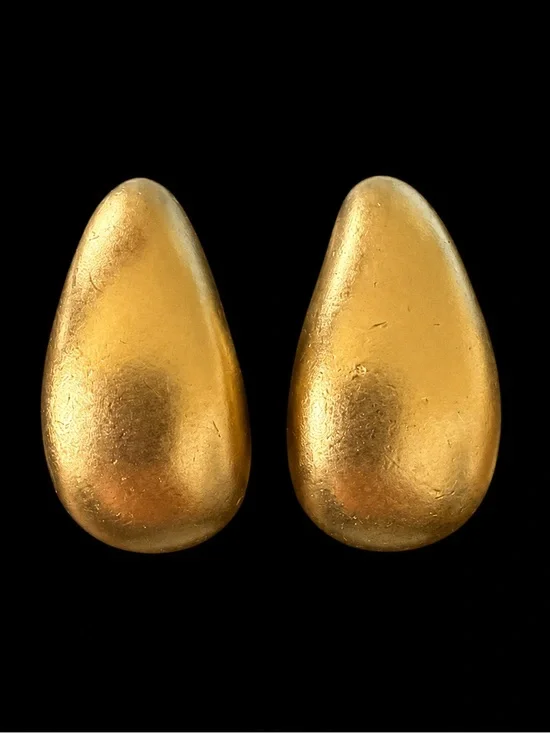 Vintage Gold Tone Teardrop Clip On Earrings Classic Minimalist runway