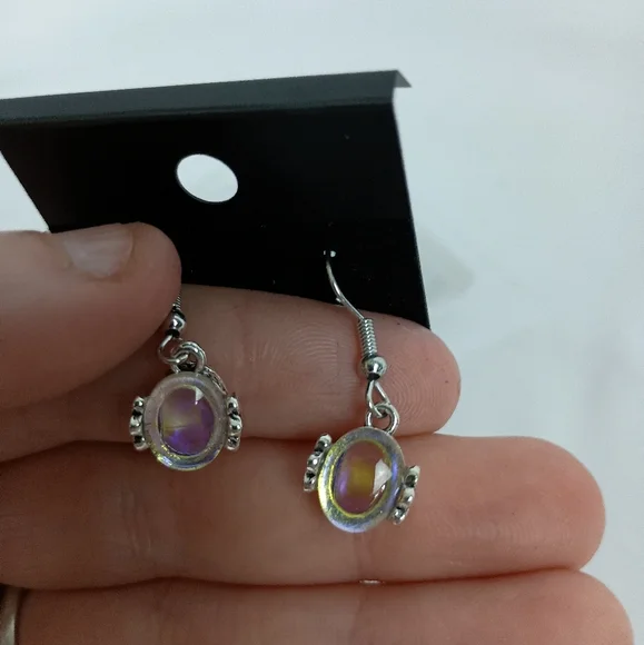 2/30$ Or 3/$35 Unique Quirky Dangle Earrings (#0279)‎