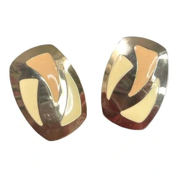 Vintage Large gold tone cream and peach enamel pattern earrings