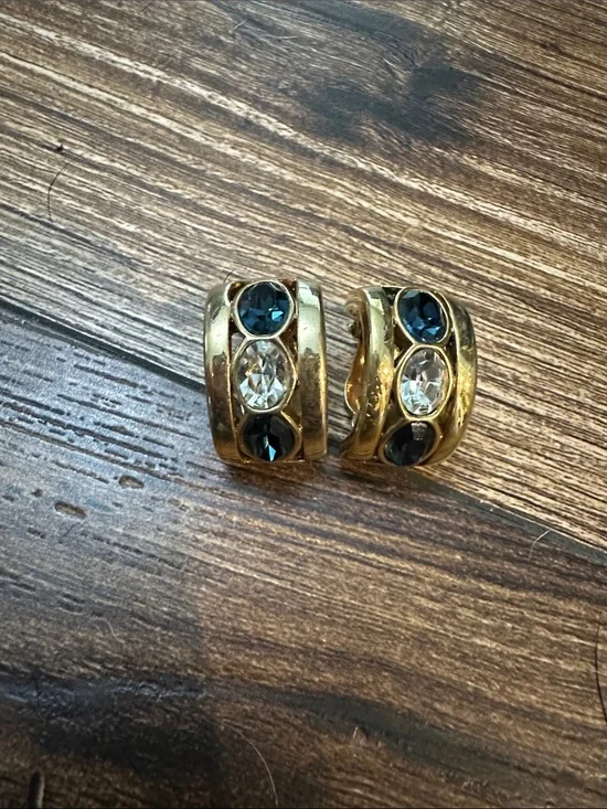 Vintage Swarovski SAL clip on style earrings
