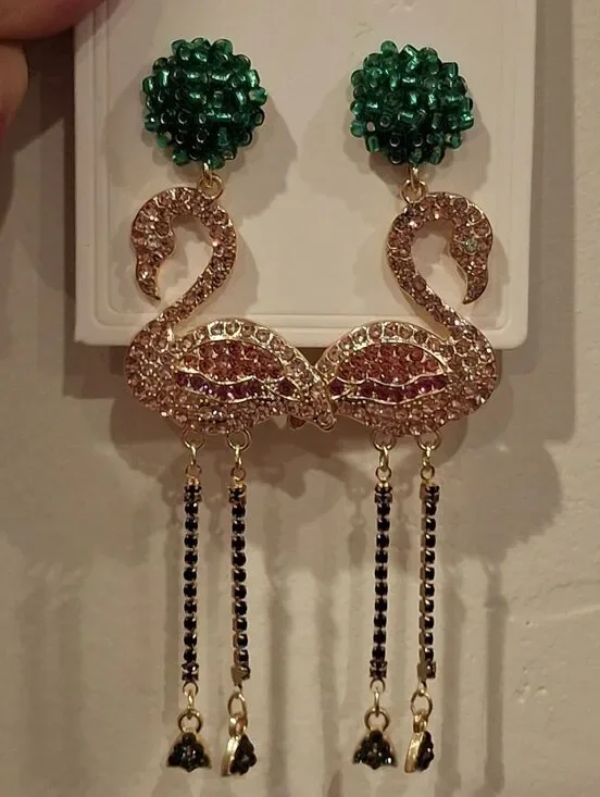 Exquisite Pink Flamingo Dangle Earrings