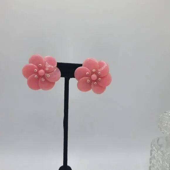 Vintage signed pastel flower lucite clip on earrings