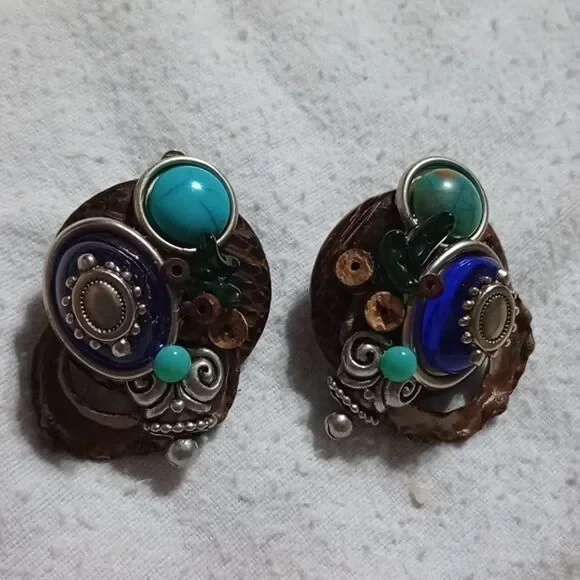 Vintage clip-on earrings excellent quality
