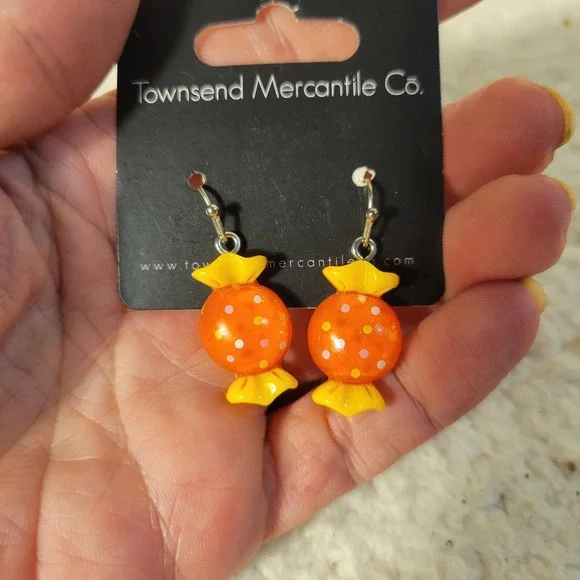 Townsend Mercantile Co Orange Candy Dangle Earrings Yellow Polka Dot Novelty NWT