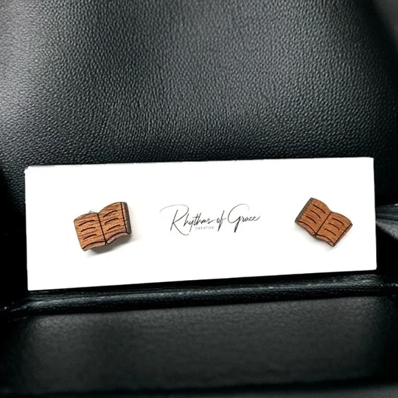 Wooden Book Club Stud Earrings - A Novel Touch to Your Style! 📖 NWT Studs